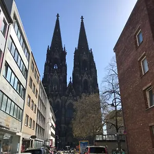Am Dom Apartment Cologne